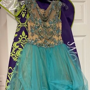 Sherri Hill open back short dress